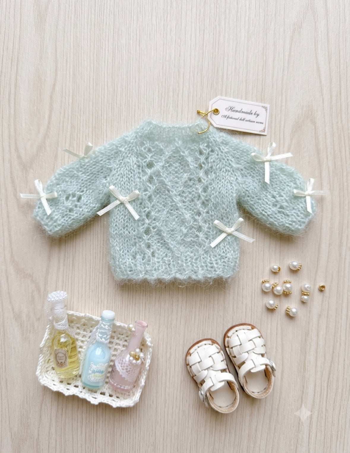 Handmade Cool Girl Doll Outfit 4-Piece Set for Zsiga 20cm – Graphic Tee, Denim Shorts, Plaid Shirt & Sunglasses