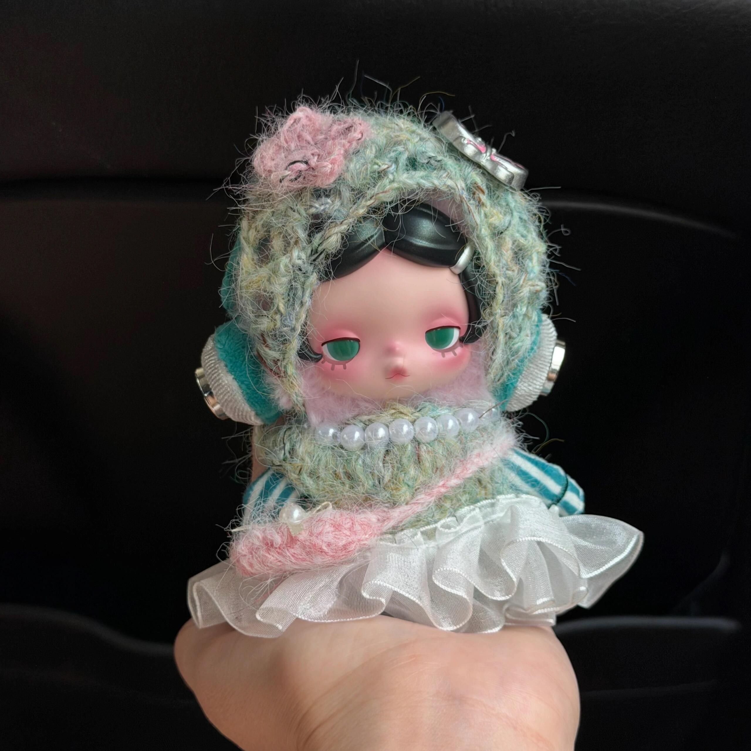 Handmade Fairycore Mohair Doll Outfit 4-Piece Set – Triangle Scarf, Lace Collar, Pink Pearl Bag & Bracelet for