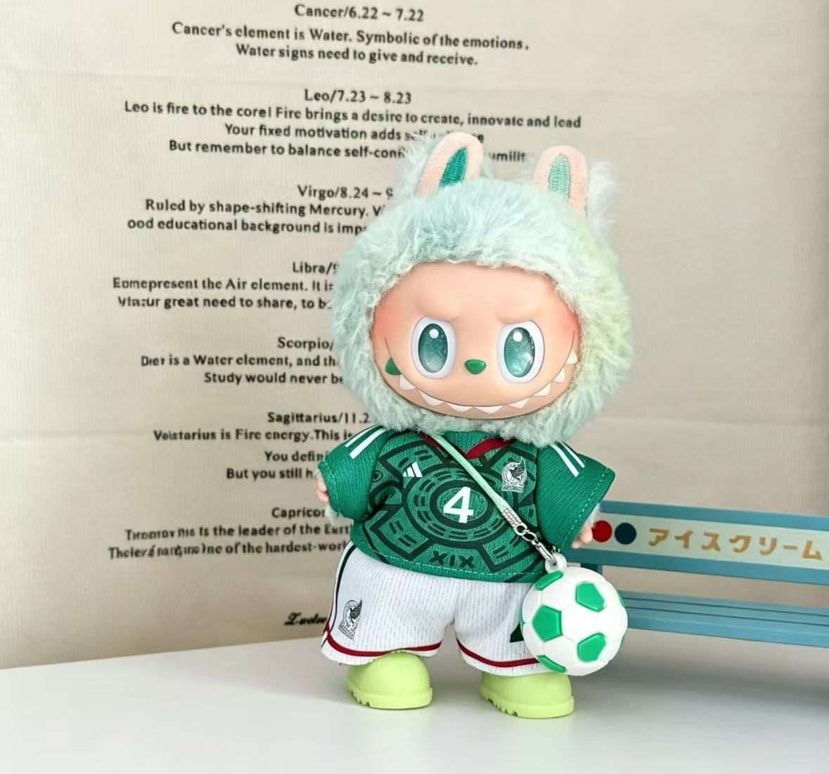 Designed for 17cm art toy dolls. Fits most big-ears designer vinyl dolls, compatible with popular collectible figures from brands like Pop Mart. (Copy) (Copy) (Copy)